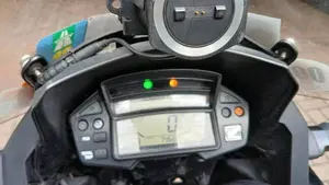 Honda VFR 1200 F DCT ABS (2010 - 16)  (6)