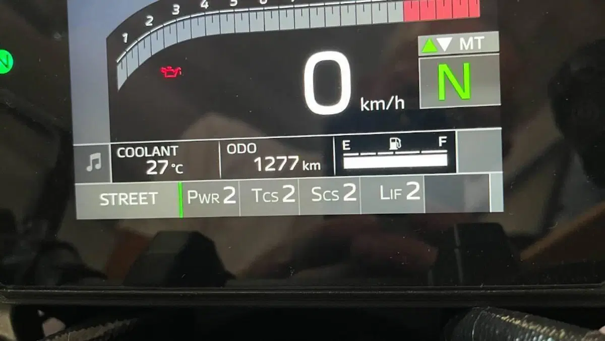 Yamaha MT-09 Y-AMT (2024 - 26)  (5)