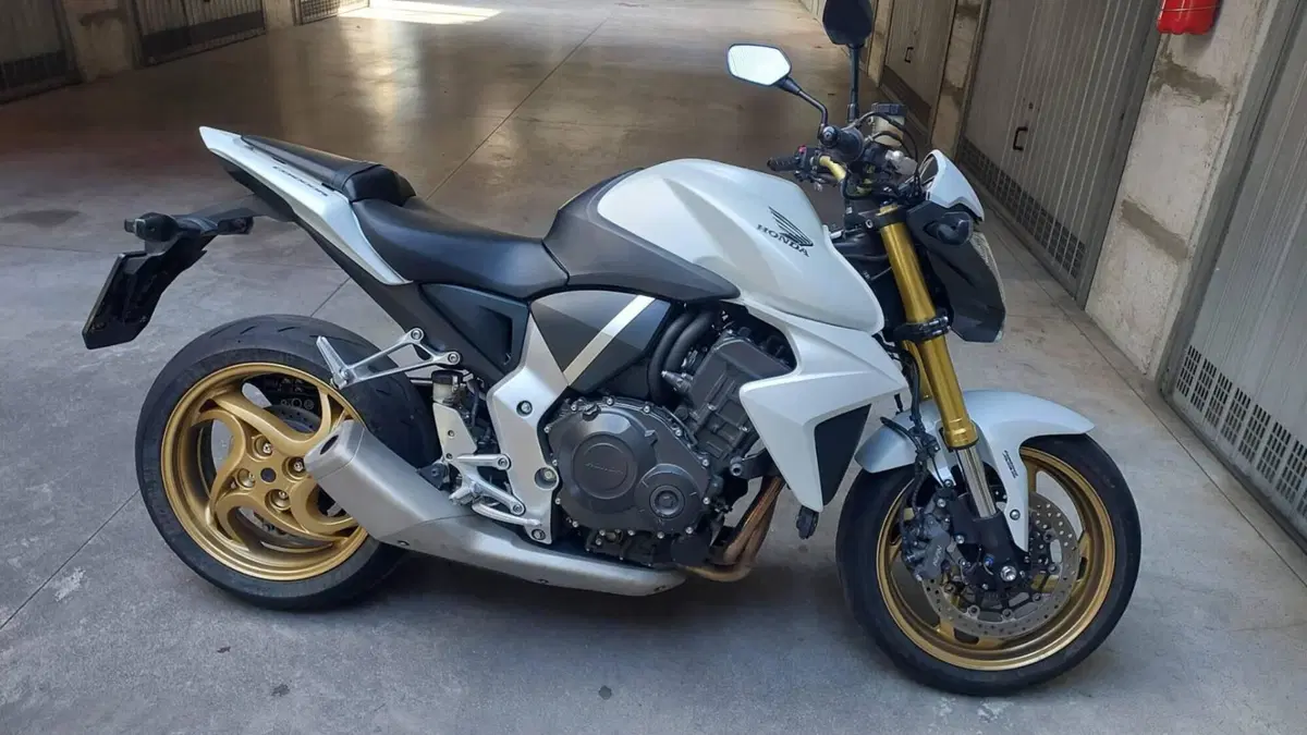Honda CB 1000 R ABS (2011 - 17)  (5)