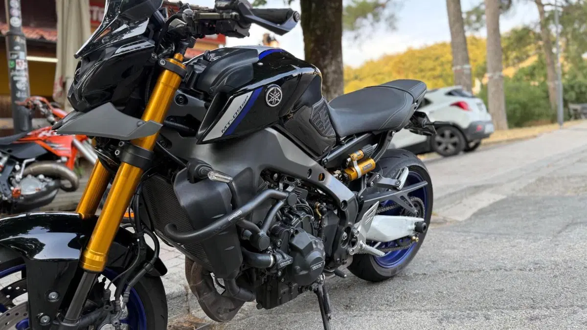 Yamaha MT-09 SP (2021 - 23)  (6)