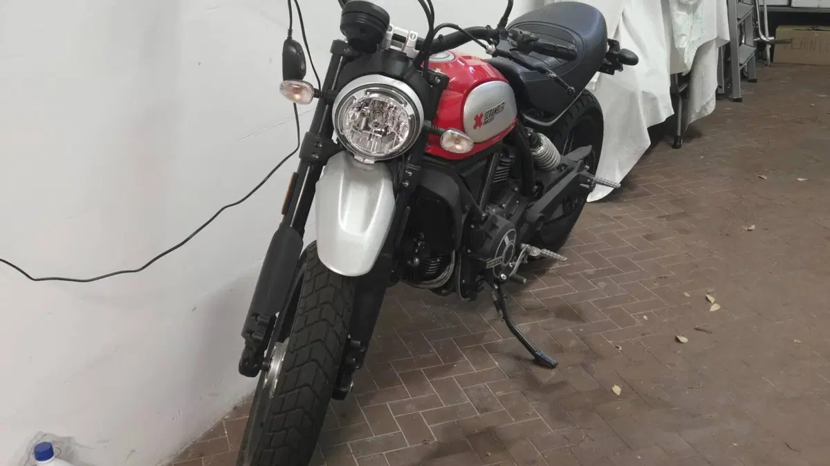 Ducati Scrambler 800 Icon (2017 - 20)  (2)