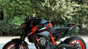 KTM 890 Duke R (2022 - 23) 