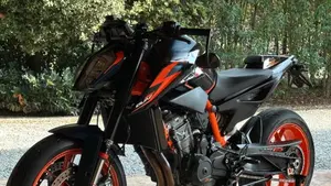 KTM 890 Duke R (2022 - 23)  (5)