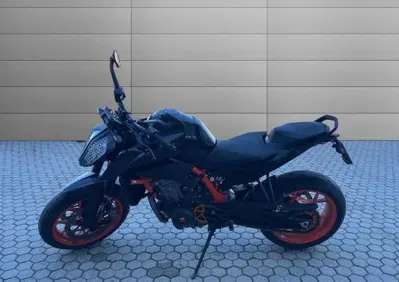 KTM 890 Duke R (2021) - Annuncio 9810432