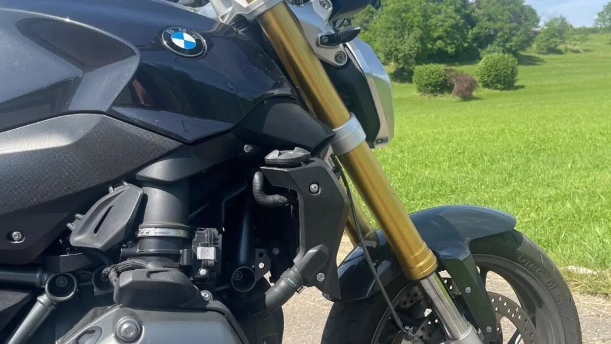 Bmw R 1200 R (2015 - 16)  (7)