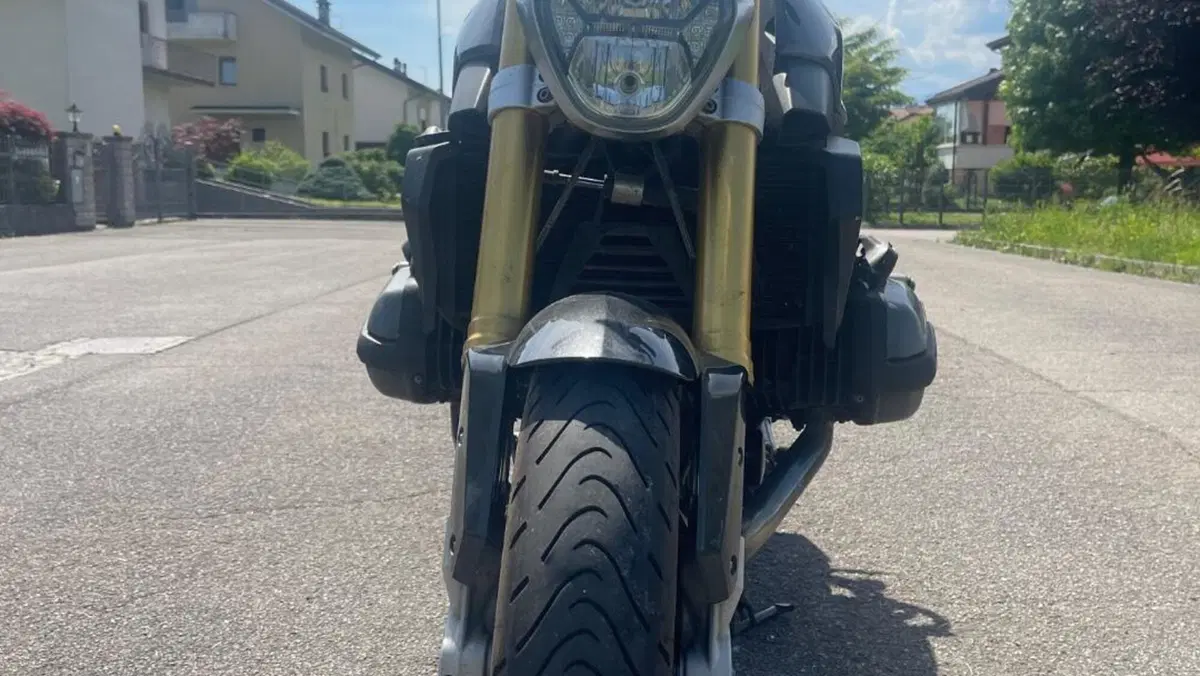 Bmw R 1200 R (2015 - 16)  (9)