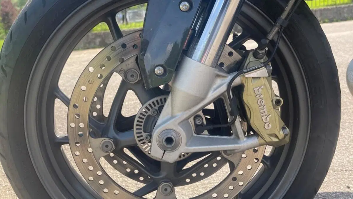 Bmw R 1200 R (2015 - 16)  (11)