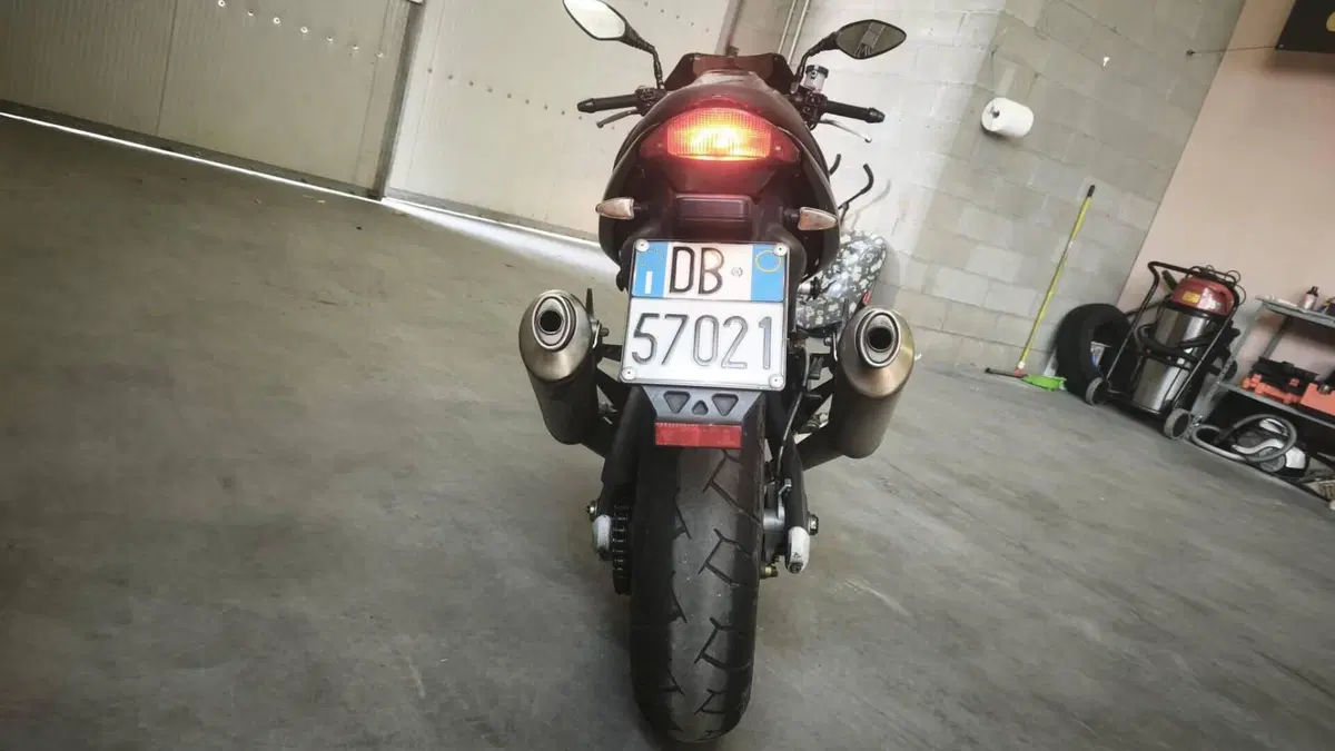 Cagiva Raptor 650 (2005 - 07)  (3)