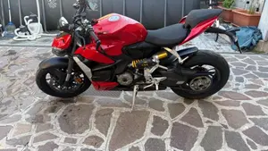 Ducati Streetfighter V2 (2022 - 24)  (3)