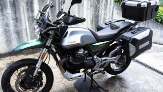 Moto Guzzi V85 TT Centenario (2021 - 22) usata