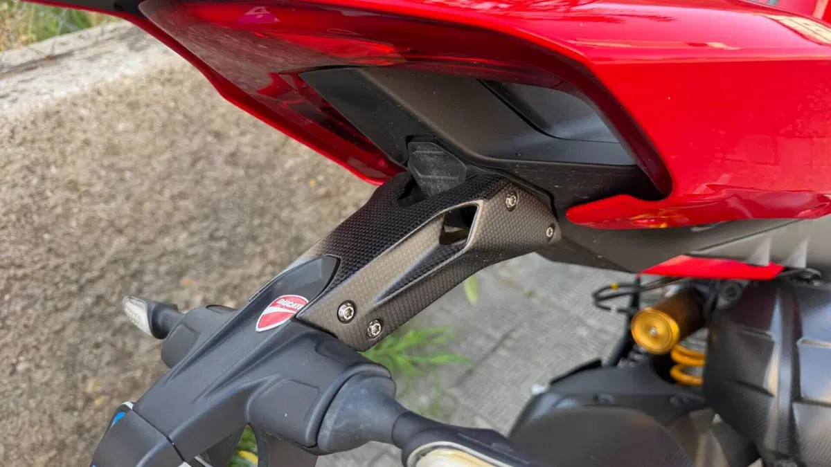 Ducati Panigale V4 S (2022 - 24)  (18)