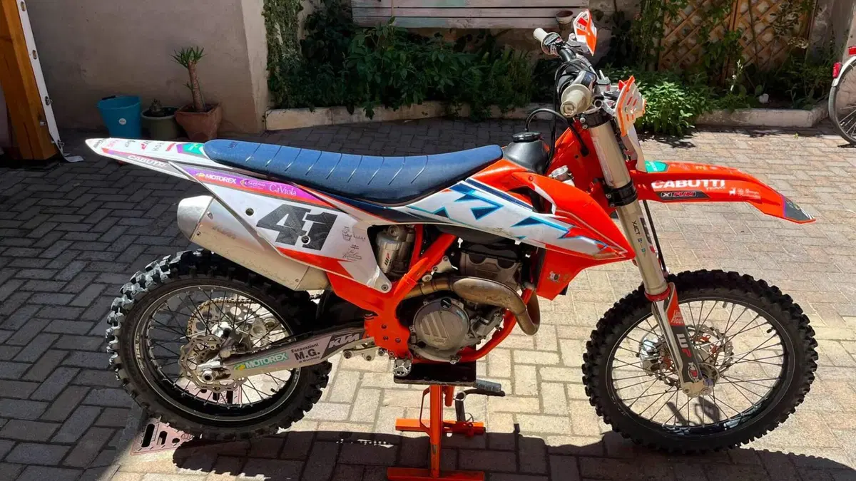 KTM 250 SX-F (2022) 