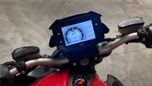 MV Agusta Brutale 800 Rosso (2021 - 23)  (4)