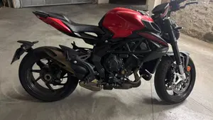 MV Agusta Brutale 800 Rosso (2021 - 23) 
