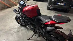 MV Agusta Brutale 800 Rosso (2021 - 23)  (7)