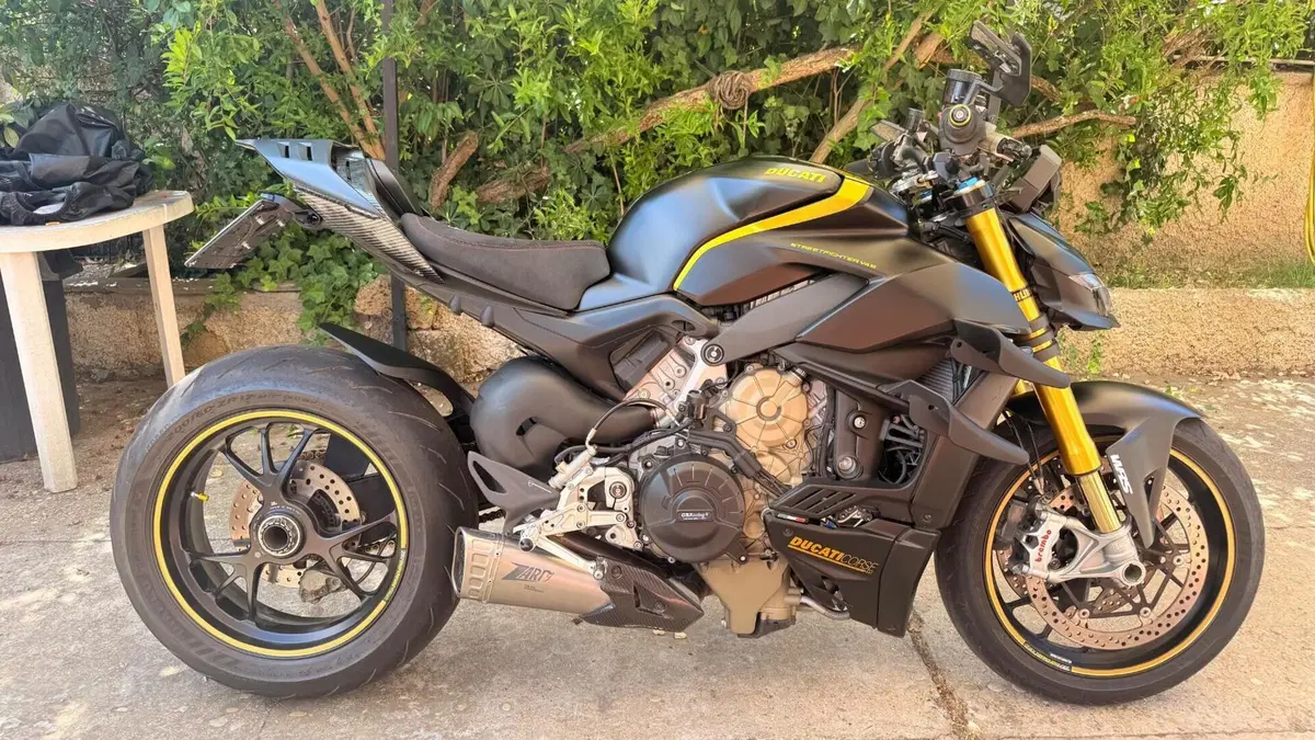 Ducati Streetfighter V4 S (2023 - 24) 