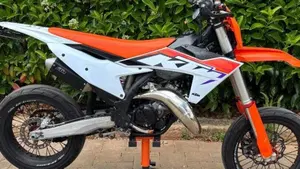 KTM 125 SX (2023)  (4)