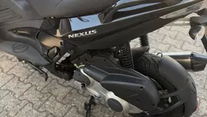 Gilera Nexus 300 (2007 - 13)  (5)