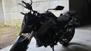 Honda CB 750 Hornet (2023 - 24)  (2)