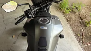 Honda CB 750 Hornet (2023 - 24)  (4)
