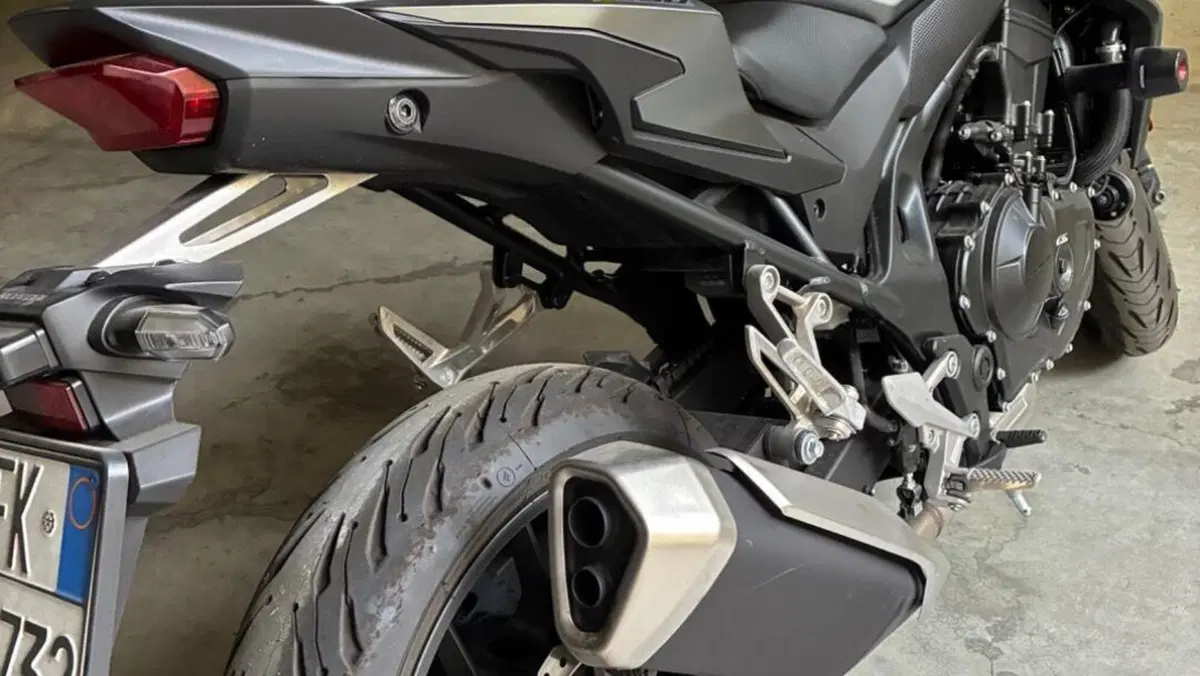 Honda CB 750 Hornet (2023 - 24)  (5)