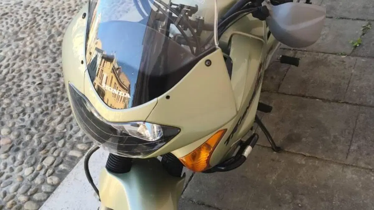 Honda Transalp XL 650V (2000 - 04)  (5)