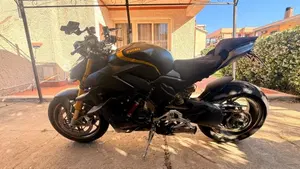 Ducati Streetfighter V4 S (2023 - 24)  (5)