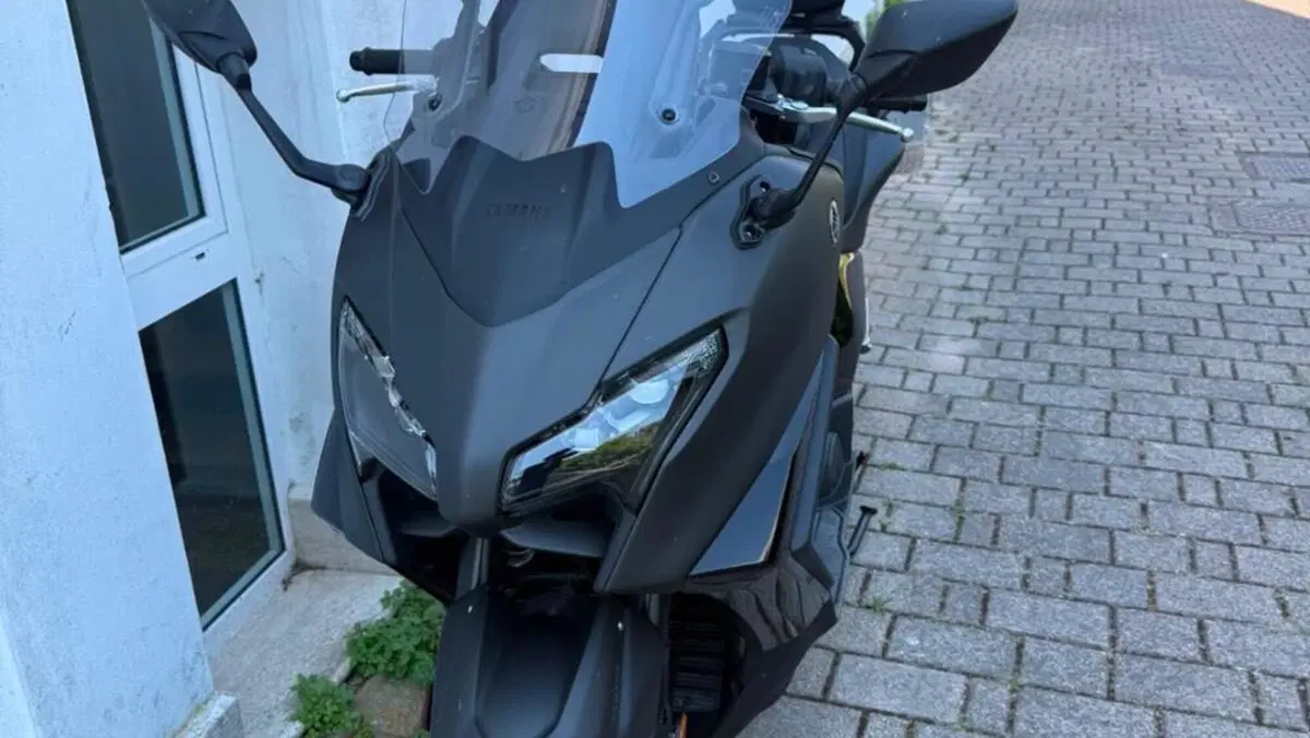 Yamaha T-Max 560 (2025 - 26) 