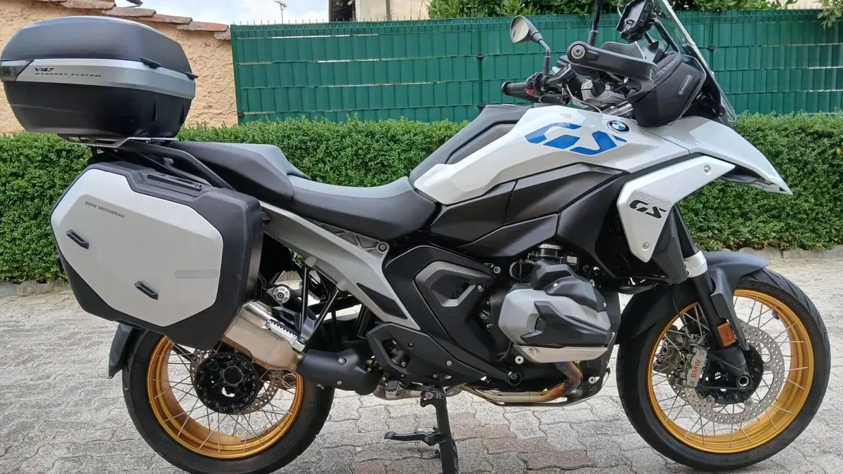 Bmw R 1300 GS (2023 - 26)  (2)