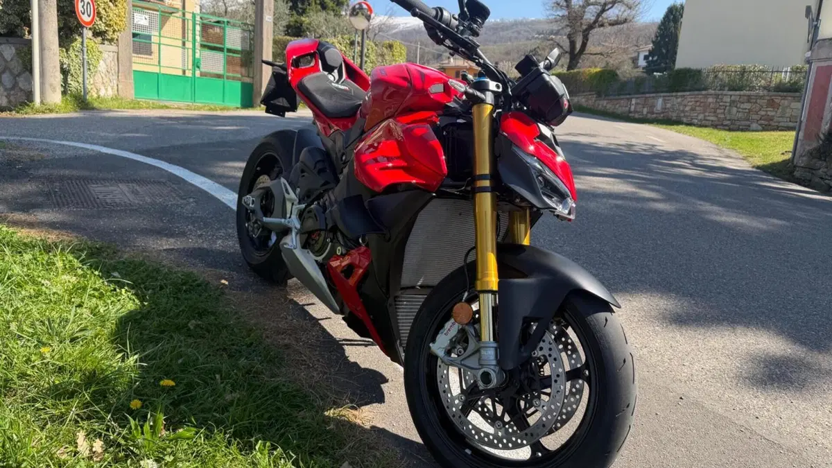 Ducati Streetfighter V4 S (2025 - 26)  (3)