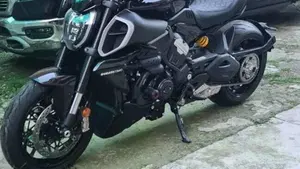 Ducati Diavel V4 (2023 - 26)  (6)