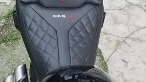 Ducati Diavel V4 (2023 - 26)  (10)