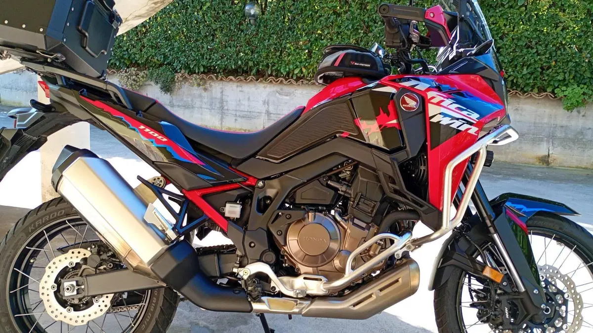 Honda Africa Twin CRF 1100L (2024 - 26)  (2)
