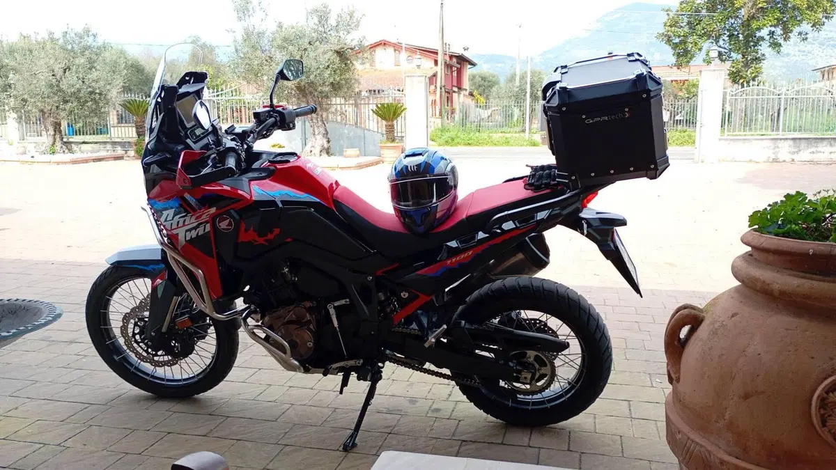 Honda Africa Twin CRF 1100L (2024 - 26)  (3)
