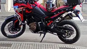 Honda Africa Twin CRF 1100L (2024 - 26)  (5)