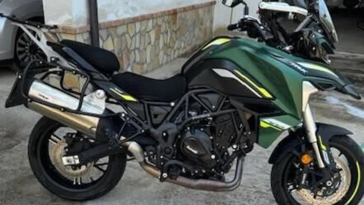 Benelli TRK 902 Stradale (2026)  (2)