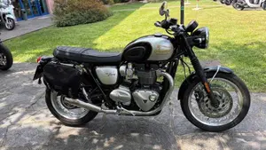 Triumph Bonneville T120 Icon Edition (2025 - 26)  (3)