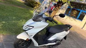 Suzuki Burgman Street 125 Executive (2023 - 26)  (3)