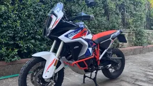 KTM 1290 Super Adventure R (2021) 