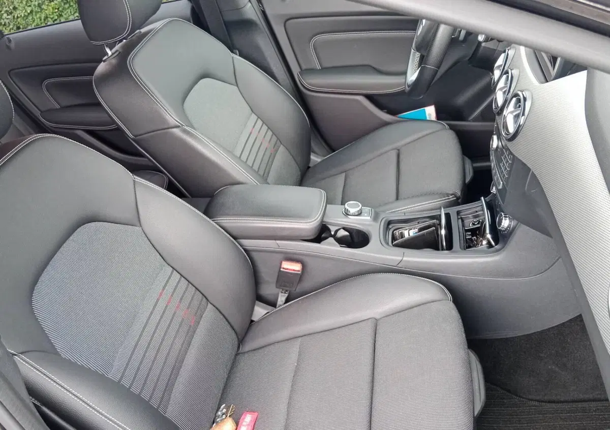 Mercedes-Benz Classe B 200 d Automatic Premium (3)