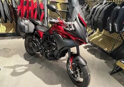 MV Agusta Turismo Veloce 800 Lusso SCS (2021 - 26) - Annuncio 9933301