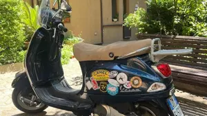 Vespa LX 150 i.e. (2009 - 12)  (2)