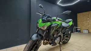 Kawasaki Z 900 (2017 - 18)  (3)