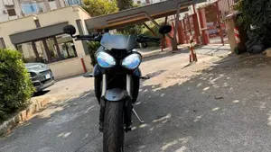 Triumph Street Triple RS (2017 - 19)  (5)