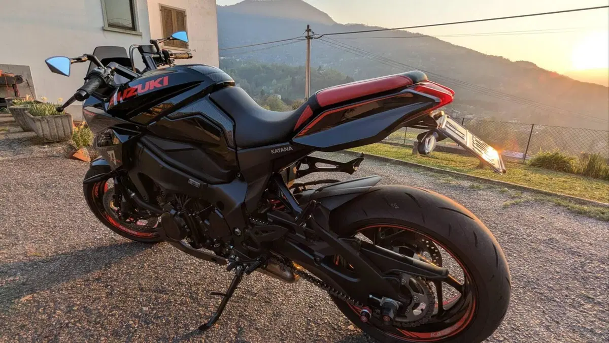 Suzuki Katana 1000 Jindachi (2019 - 20)  (3)