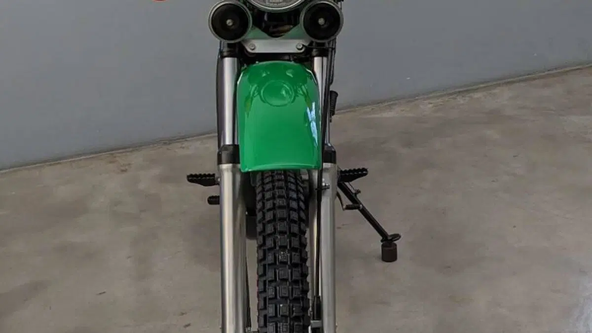 Kawasaki   (2)