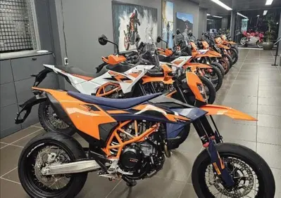 KTM 690 SMC R (2026 - 27) - Annuncio 9902009