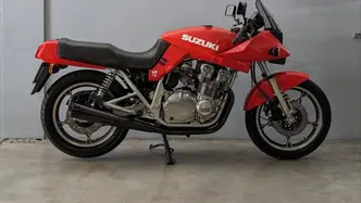 Suzuki Katana epoca