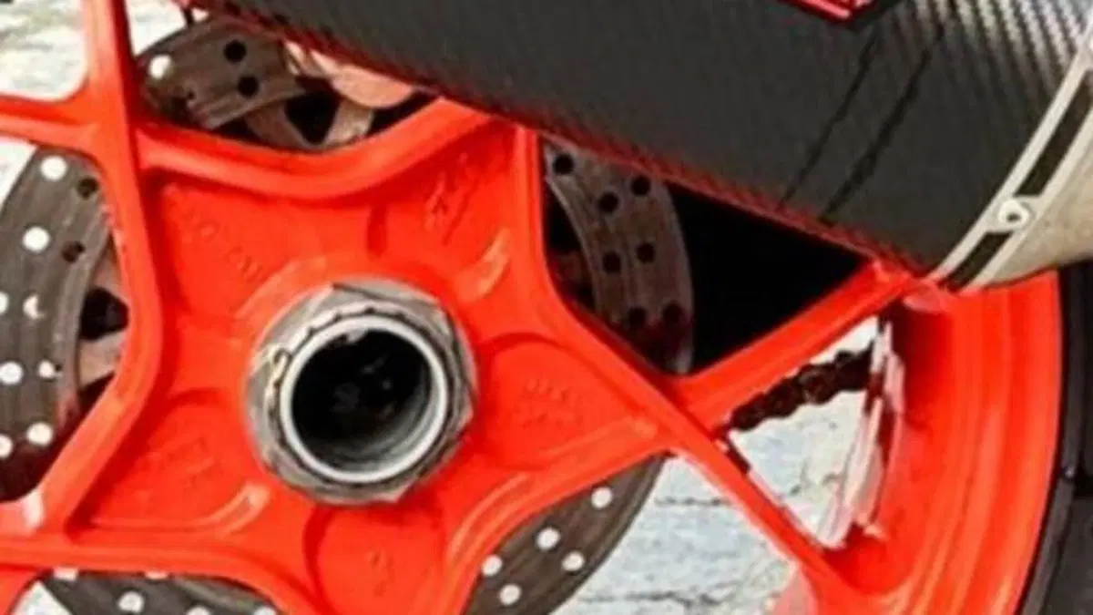 KTM 1290 Super Duke GT (2019 - 20) 