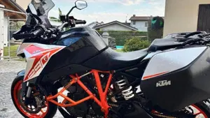 KTM 1290 Super Duke GT (2019 - 20)  (3)